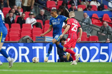 26 Mayıs 2025 'te Wembley Stadyumu' nda Wimbledon 'a karşı oynanan Gökyüzü İddia Ligi 2 Playoff Final maçı sırasında