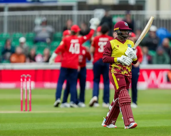 Batı Hint Adaları 'ndan Jannillea Glasgow 3. Vitalite Serisi sırasında işten çıkarılmasının ardından üzgün görünüyor. IT20 Serisi İngiltere Kadınlar Batı Hint Adaları Kadınlarına Karşı Cloud County Ground, Chelmsford, Birleşik Krallık, 26 Mayıs 2025