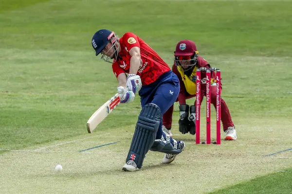 İngiltere 'den Heather Knight 3. Vitality IT20 Serisi' nde kadın yarasalar, 26 Mayıs 2025 'te Cloud County Ground, Chelmsford' da İngiltere 'ye karşı Batı Hint Kadınları ile karşılaşacak.