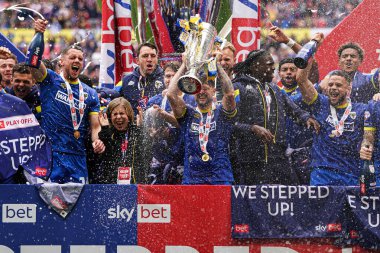 Wimbledon, 26 Mayıs 2025 'te Wembley Stadyumu' nda Wimbledon 'a karşı oynanan Wimbledon final maçı sonrasında terfi aldı.