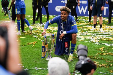 26 Mayıs 2025 'te Londra, Wembley Stadyumu' nda Wimbledon 'a karşı oynanan Sky Bet 2 Playoff final maçından sonraki tanıtım kutlamaları.