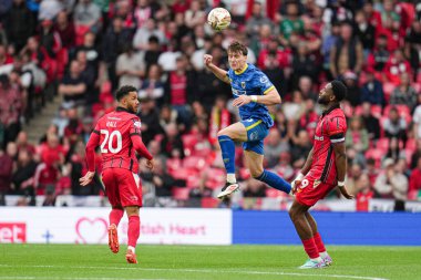 26 Mayıs 2025 'te Wembley Stadyumu' nda Wimbledon 'a karşı oynanan Gökyüzü İddia Ligi 2 Playoff Final maçı sırasında