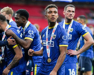 26 Mayıs 2025 'te Wembley Stadyumu' nda Wimbledon 'a karşı oynanan Gökyüzü İddia Ligi 2 Playoff final maçından sonra