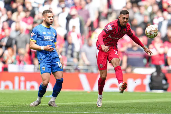 26 Mayıs 2025 'te Wembley Stadyumu' nda Wimbledon 'a karşı oynanan Gökyüzü İddia Ligi 2 Playoff Final maçı sırasında