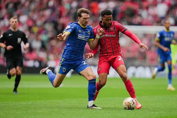 26 Mayıs 2025 'te Wembley Stadyumu' nda Wimbledon 'a karşı oynanan Gökyüzü İddia Ligi 2 Playoff Final maçı sırasında