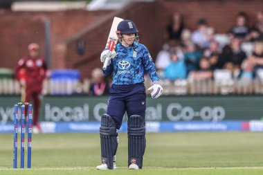 İngiltere 'den Tammy Beaumont Metro Bank Bir Gün Uluslararası müsabakasında Derbyshire İlçe Kriket Kulübü' nde İngiltere - Batı Hint Kadınları Karşılaşması, 30 Mayıs 2025