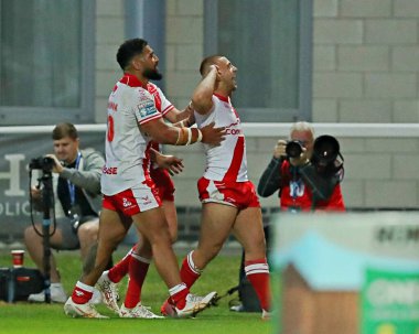 Hull KR 'dan Mikey Lewis, 30 Mayıs 2025' te İngiltere 'nin Hull kenti Kingston' da oynanan Sewell Group Craven Park 'ta oynanan 13.