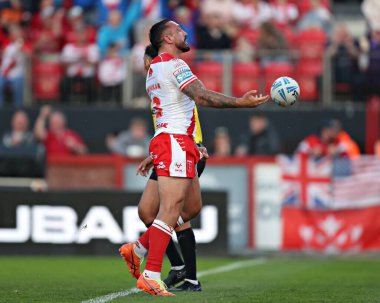 Hull KR 'dan Elliot Minchella, 30 Mayıs 2025' te İngiltere 'nin Hull kenti Kingston' da oynanan Sewell Group Craven Park 'ta oynanan 13.