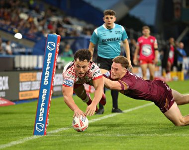 Leopar Leopar takımından Lachlan Lam, 29 Mayıs 2025 'te John Smith Stadyumu' nda oynanan 13. Betfred Süper Lig karşılaşmasında Huddersfield Giants - Leigh Leopards maçında gol attı.