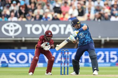 İngiltere 'den Joe Root, 29 Mayıs 2025' te İngiltere Edgbaston, Birmingham 'da Batı Hint Adaları' na karşı 1.