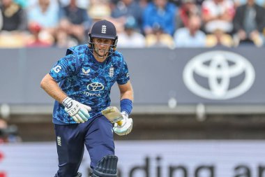 İngiltere 'den Joe Root, 29 Mayıs 2025' te Edgbaston, Birmingham, İngiltere 'de Batı Hint Adaları' na karşı 1. Metro Bank ODI İngiltere maçında iki koşu yaptı.