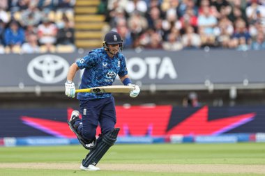 İngiltere 'den Joe Root, 29 Mayıs 2025' te Edgbaston, Birmingham, İngiltere 'de Batı Hint Adaları' na karşı 1. Metro Bank ODI İngiltere maçında bir koşu yapıyor.