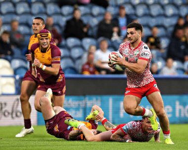 Leigh Leoparları 'ndan Ben McNamara, 29 Mayıs 2025' te Birleşik Krallık 'ın Huddersfield Stadyumu' nda oynanan 13.