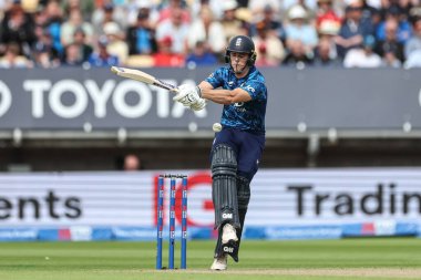 İngiltere 'den Jacob Bethell, 29 Mayıs 2025' te İngiltere 'nin Edgbaston, Birmingham, İngiltere' de Batı Hint Adaları 'na karşı 1. Metro Bank ODI İngiltere' sinde bir top Alzarri Joseph ile yakalandı.