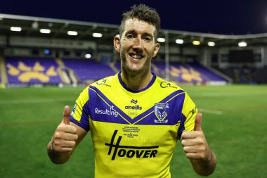 Warrington Wolves 'tan Stefan Ratchford' u deneyin. Betfred Süper Lig 13. Raundda oynadığı Warrington Wolves Castleford Tigers maçında 350. kez sahaya çıktı.