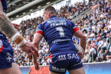 Wakefield Trinity 'den Max Jowitt, 31 Mayıs 2025' te Birleşik Krallık 'ın Leeds Stadyumu' nda oynanan Betfred Süper Lig 13. Raundunda Leeds Gergedan-Wakefield Trinity karşılaşmasını kutluyor.