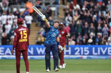 İngiltere 'den Joe Root, 1 Haziran 2025' te Sofya Bahçeleri Kriket Sahası, Cardiff, Birleşik Krallık 'ta 2.