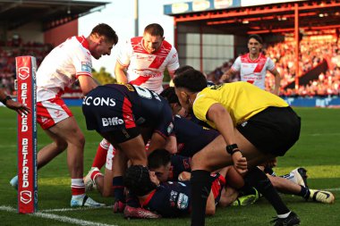 Hull KR 'dan Peta Hiku, 30 Mayıs 2025' te İngiltere 'nin Hull kenti Kingston' da oynanan Sewell Group Craven Park 'ta oynanan 13.