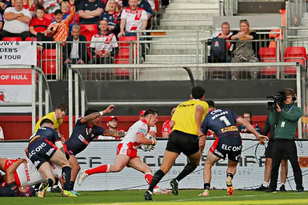 Hull KR 'dan Jack Broadbent, 30 Mayıs 2025' te İngiltere 'nin Hull kentinde oynanan Sewell Group Craven Park' ta oynanan 13. Betfred Süper Lig karşılaşmasında ilk denemeyi yaptı.