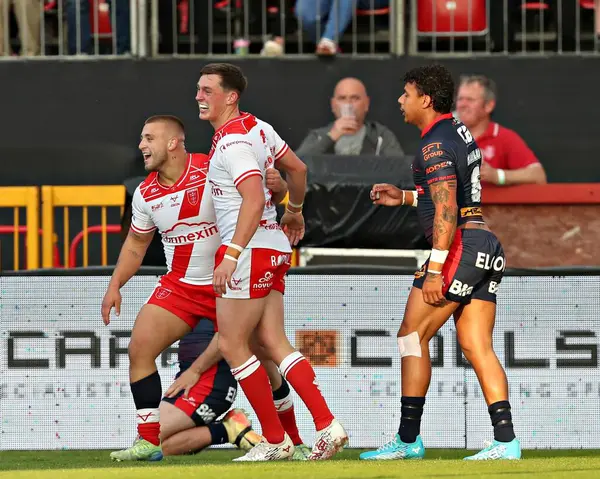 Hull KR 'dan Jack Broadbent, 30 Mayıs 2025' te İngiltere 'nin Hull kenti üzerinde Kingston' da oynanan Sewell Group Craven Park 'ta oynanan 13.