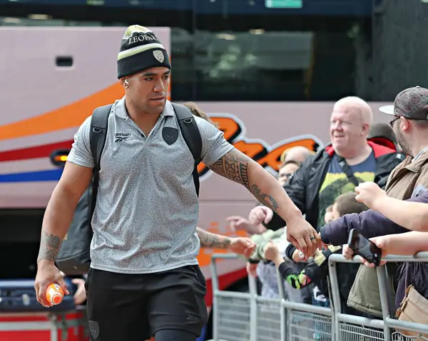 Betfred Süper Lig 13. Raundundan önce Leoparlar 'dan Joe Ofahengaue John Smith Stadyumu' nda Huddersfield Giants 'a karşı Leoparlara karşı 29 Mayıs 2025