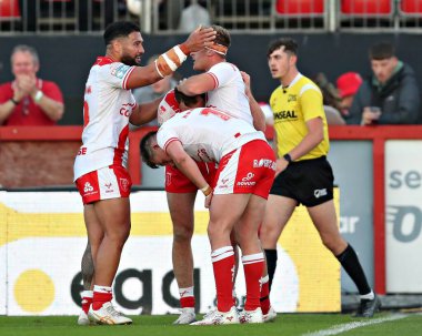 Hull KR 'dan Jack Broadbent, 30 Mayıs 2025' te İngiltere 'nin Hull kenti üzerinde Kingston' da oynanan Sewell Group Craven Park 'ta oynanan 13.