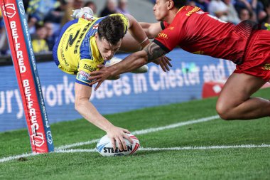 Warrington Wolves 'tan Josh Thewlis, 30 Mayıs 2025' te İngiltere 'nin Warrington kentinde oynanan 13. Betfred Süper Lig karşılaşmasında Warrington Wolves Castleford Tigers' a karşı oynuyor.