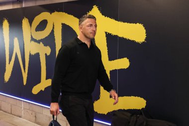 Sam Burgess Warrington Wolves 'un baş antrenörü, 30 Mayıs 2025' te Warrington, İngiltere 'deki Halliwell Jones Stadyumu' nda oynanan 13.