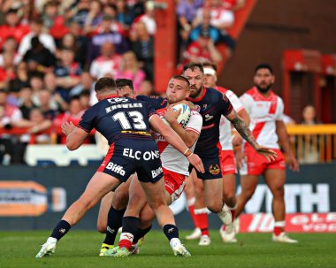 St. Helens takımından Alex Walmsley ve Morgan Knowles, Hull KR takımından Mikey Lewis ile Sewell Group Craven Park 'ta oynanan 13. Betfred Süper Lig karşılaşmasında karşılaştı.