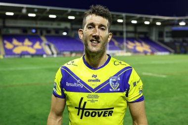 Warrington Wolves 'tan Stefan Ratchford' u deneyin. Betfred Süper Lig 13. Raundda oynadığı Warrington Wolves Castleford Tigers maçında 350. kez sahaya çıktı.