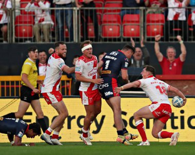 Hull KR 'dan Jack Broadbent, 30 Mayıs 2025' te İngiltere 'nin Hull kenti Kingston' da oynanan Sewell Group Craven Park 'ta oynanan 13.