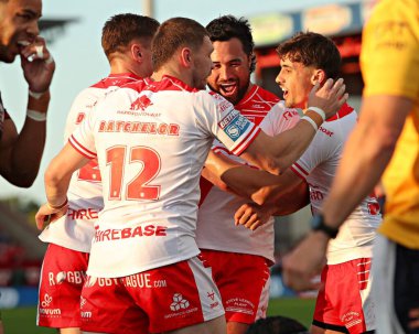 Hull KR 'dan Peta Hiku, 30 Mayıs 2025' te İngiltere 'nin Hull kenti Kingston' da oynanan Sewell Group Craven Park 'ta oynanan 13.