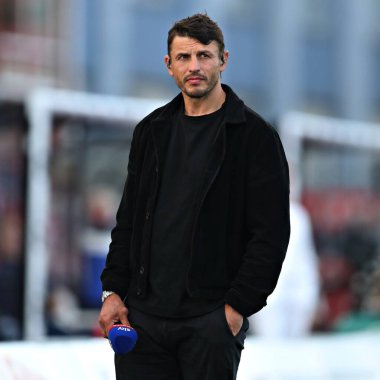 Sky Sports 'tan Jon Wilkin, Betfred Süper Lig 13. Raundundan önce Hull KR ile St Helens arasında oynanan Sewell Group Craven Park, Kingston üzerine Hull, Birleşik Krallık, 30 Mayıs 2025