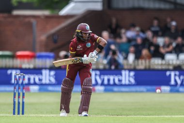 Hayley Matthews, 30 Mayıs 2025 'te Derbyshire İlçe Kriket Kulübü' nde İngiltere - Batı Hint Kadınları - Batı Hint Adaları Uluslararası Metro Bankası maçında atış yaptı.