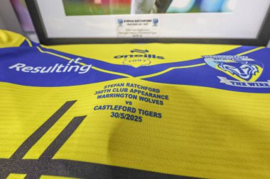 Stefan Ratchford 'un gömleği ve dolabı Warrington Wolves' a oynadığı Betfred Süper Lig 13. Raundunda Warrington Wolves Castleford Tigers 'a karşı Halliwell Jones Stadyumu, Warrington, 2025