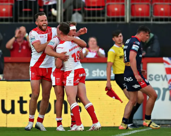 Hull KR 'dan Jack Broadbent, 30 Mayıs 2025' te İngiltere 'nin Hull kenti Kingston' da oynanan Sewell Group Craven Park 'ta oynanan 13.
