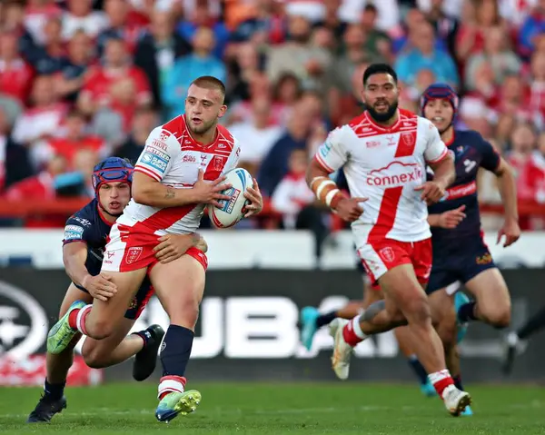 Hull KR 'dan Mikey Lewis, 13. Betfred Süper Lig karşılaşmasında Hull KR ile St. Helens arasında oynanan Sewell Group Craven Park, Kingston üzerine Hull, İngiltere, 30 Mayıs 2025