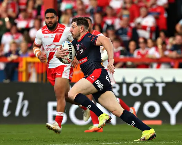 St. Helens 'den Mark Percival, Betfred Süper Lig 13. Raundunda Hull KR, St. Helens' e karşı Sewell Group Craven Park, Kingston üzerine Hull, Birleşik Krallık, 30 Mayıs 2025