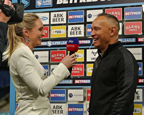 Leoparların baş antrenörü Adrian Lam, John Smith Stadyumu, Huddersfield, Birleşik Krallık 'ta oynanan 13. Betfred Süper Lig karşılaşması Huddersfield Giants - Leigh Leopards maçından sonra mülakata alındı.