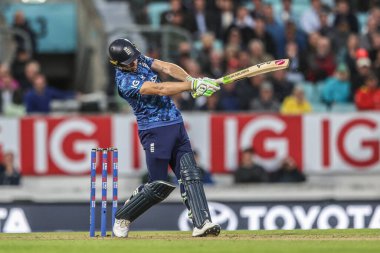 İngiltere 'den Jos Buttler, 3 Haziran 2025' te Londra 'nın başkenti Kia Oval' de oynanan 3.