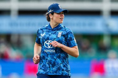 İngiltere 'den Alice Davidson-Richards 2. Metro Bankası ODI Uluslararası İngiltere Kadınlar Batı Hint Adalarına Karşı Uptonsteel County Ground, Leicester, Birleşik Krallık, 4 Haziran 2025