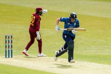 İngiltere 'den Nat Sciver-Brunt 2. Metro Bankası ODI Uluslararası İngiltere Kadınlar Batı Hint Adalarına Karşı Uptonsteel County Ground, Leicester, Birleşik Krallık, 4 Haziran 2025