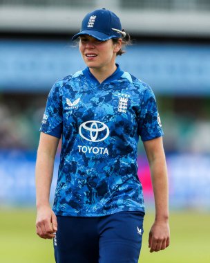 İngiltere 'den Alice Davidson-Richards 2. Metro Bankası ODI Uluslararası İngiltere Kadınlar Batı Hint Adalarına Karşı Uptonsteel County Ground, Leicester, Birleşik Krallık, 4 Haziran 2025