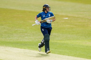 İngiltere 'den Nat Sciver-Brunt 2. Metro Bankası ODI Uluslararası İngiltere Kadınlar Batı Hint Adalarına Karşı Uptonsteel County Ground, Leicester, Birleşik Krallık, 4 Haziran 2025