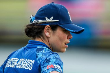 İngiltere 'den Alice Davidson-Richards 2. Metro Bankası ODI Uluslararası İngiltere Kadınlar Batı Hint Adalarına Karşı Uptonsteel County Ground, Leicester, Birleşik Krallık, 4 Haziran 2025