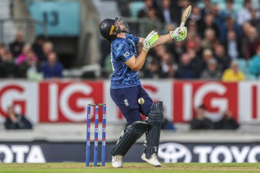 İngiltere 'nin Jos Buttler' ı, 3 Haziran 2025 'te Londra' nın başkenti Kia Oval 'de düzenlenen 3.