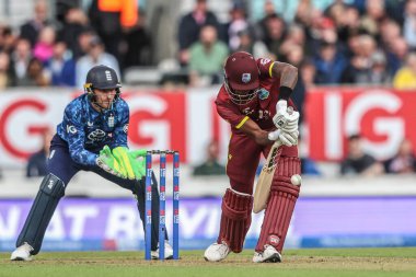 Batı Hint Adaları 'ndan Justin Greaves topun bacağına isabet etti ancak 3 Haziran 2025' te Kia Oval, Londra, Birleşik Krallık 'ta 3.