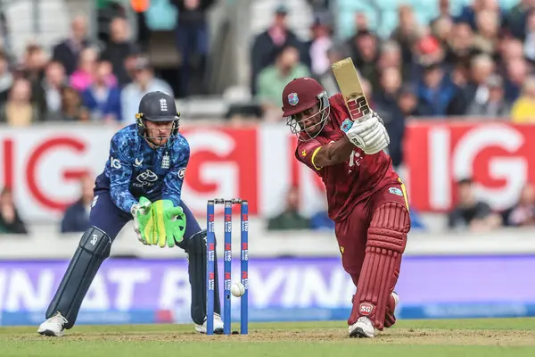 Batı Hint Adaları 'ndan Sherfane Rutherford, 3. Metro Bank ODI İngiltere ve Batı Hint Adaları arasında 3 Haziran 2025' te Londra 'nın başkenti Kia Oval' da dört tur attı.