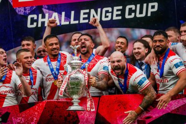 Hull KR, Betfred Challenge Kupası 'nı 7 Haziran 2025' te Wembley Stadyumu 'nda oynanan Betfred Challenge Cup final Warrington Wolves vs Hull KR maçından sonra kaldırdı.