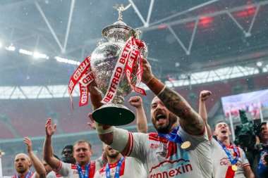 Hull KR, Betfred Challenge Kupası 'nı 7 Haziran 2025' te Wembley Stadyumu 'nda oynanan Betfred Challenge Cup final Warrington Wolves vs Hull KR maçından sonra kaldırdı.